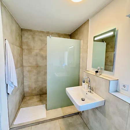 Apartment Koeln-Frechen *
